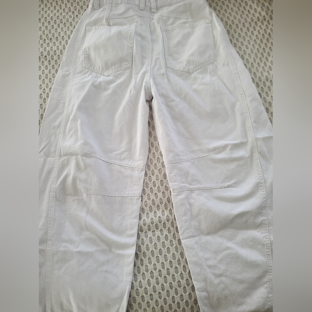 White Barrel Jeans - Picture 5 of 7